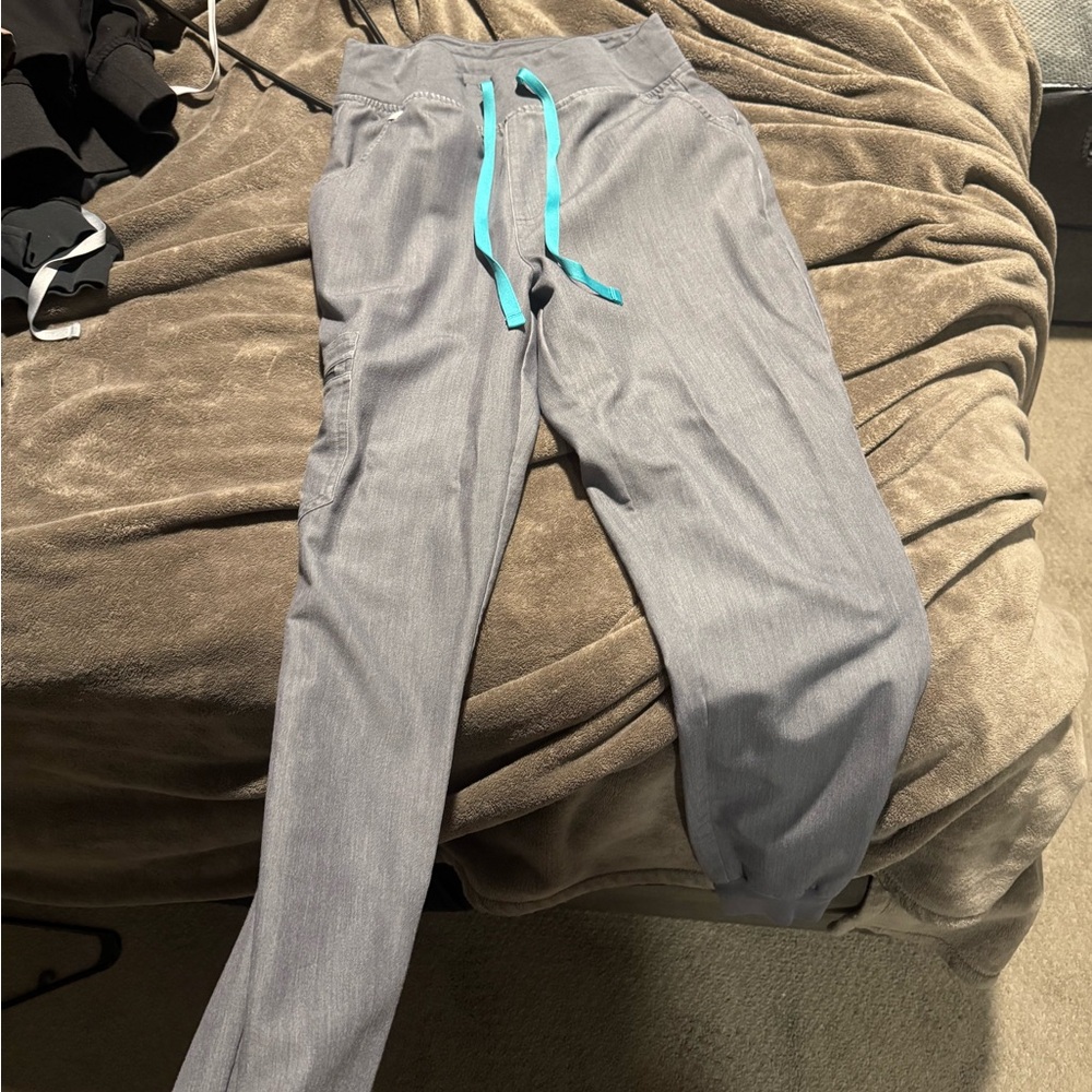 FIGS Gray Scrub Pants